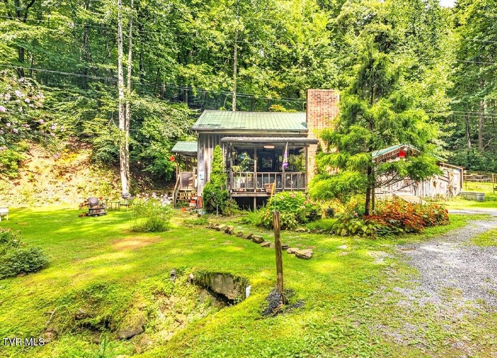 Photo of 415 Stone Mtn Road, Bulls Gap, TN 37711 (MLS # 9994830)
