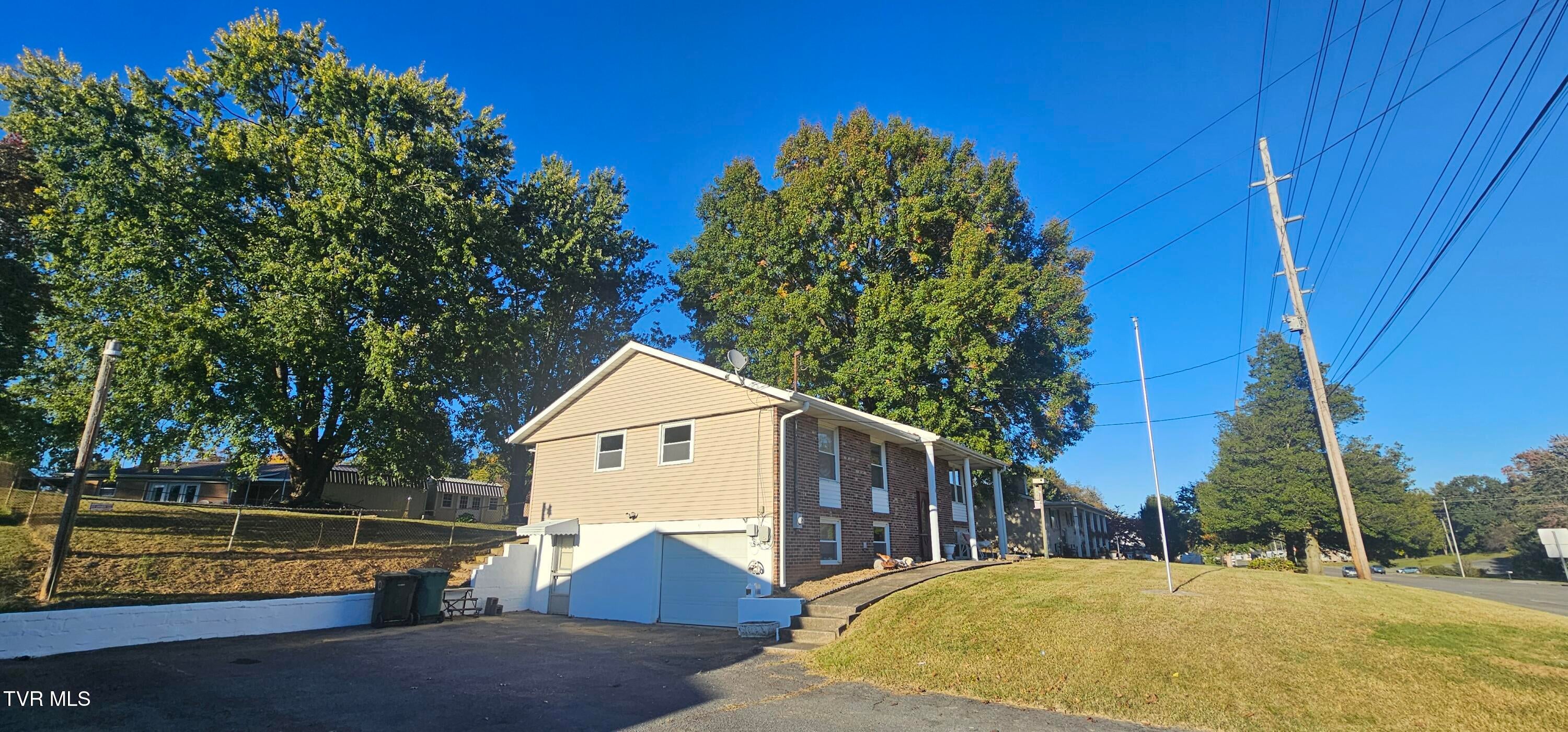 1170 Old Airport Road