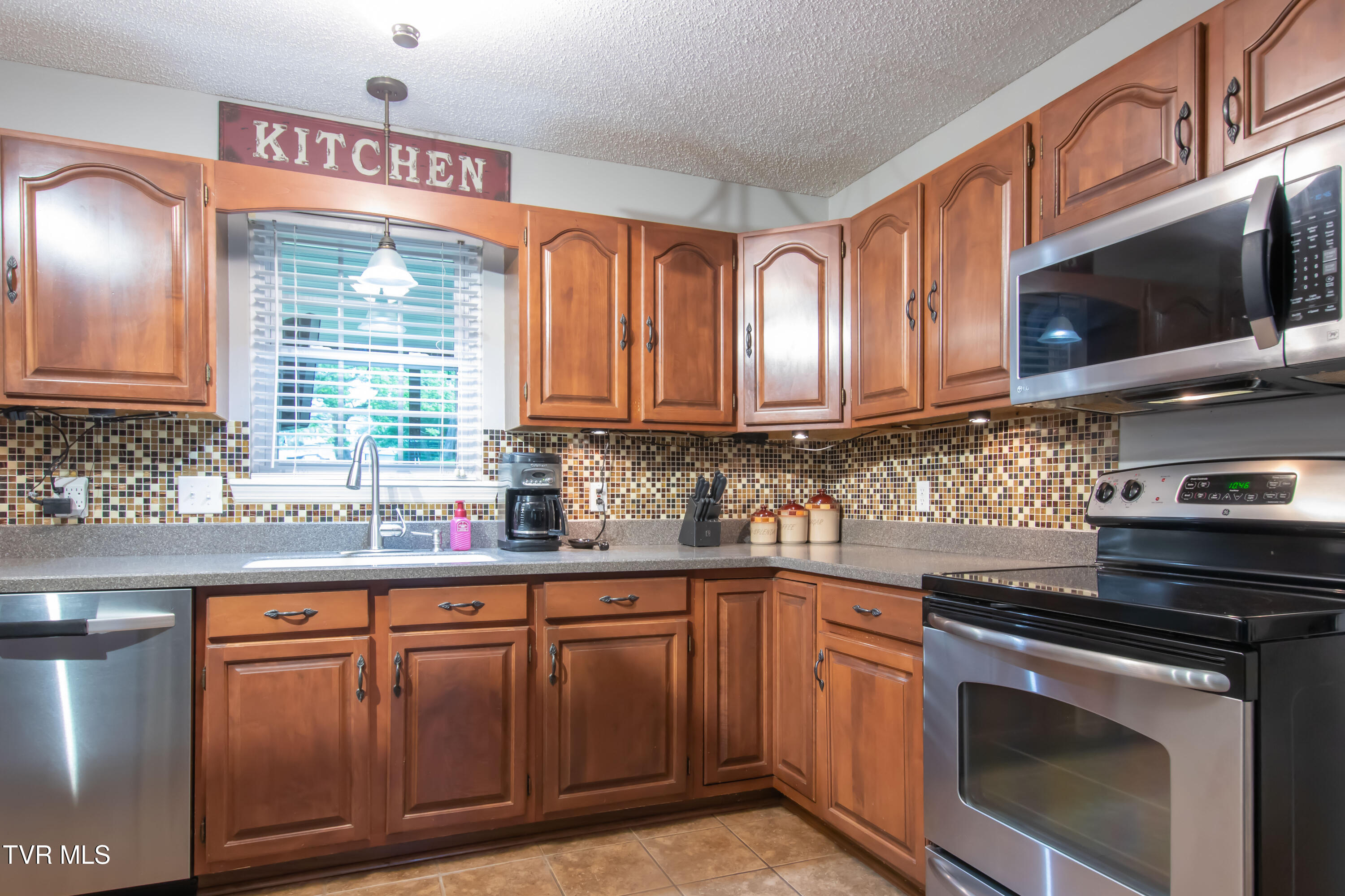 3493 Weaver Pike, Bristol, Tennessee image 21