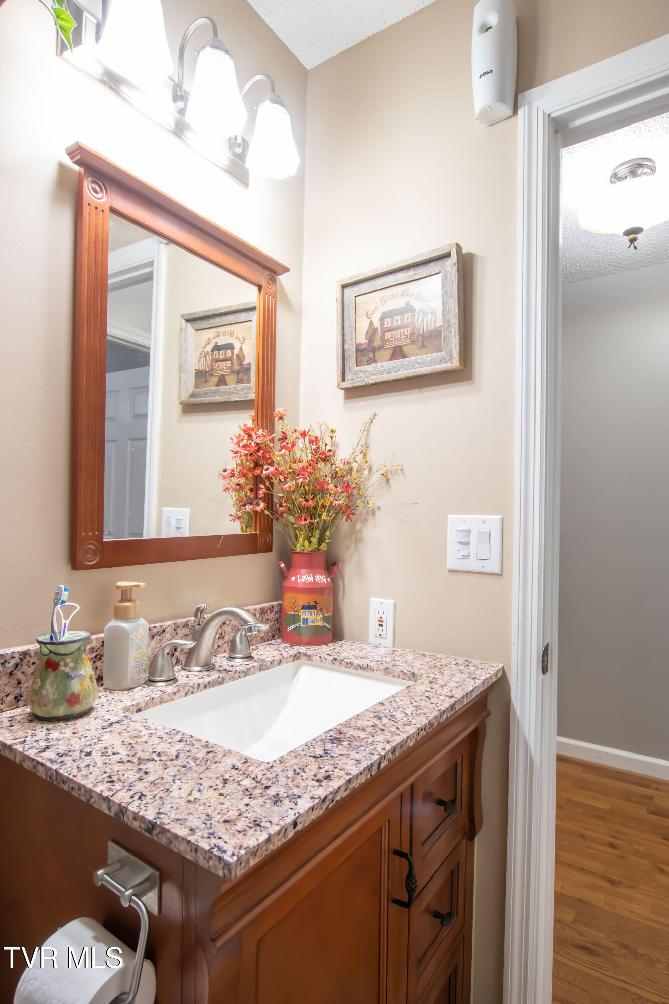 3493 Weaver Pike, Bristol, Tennessee image 32
