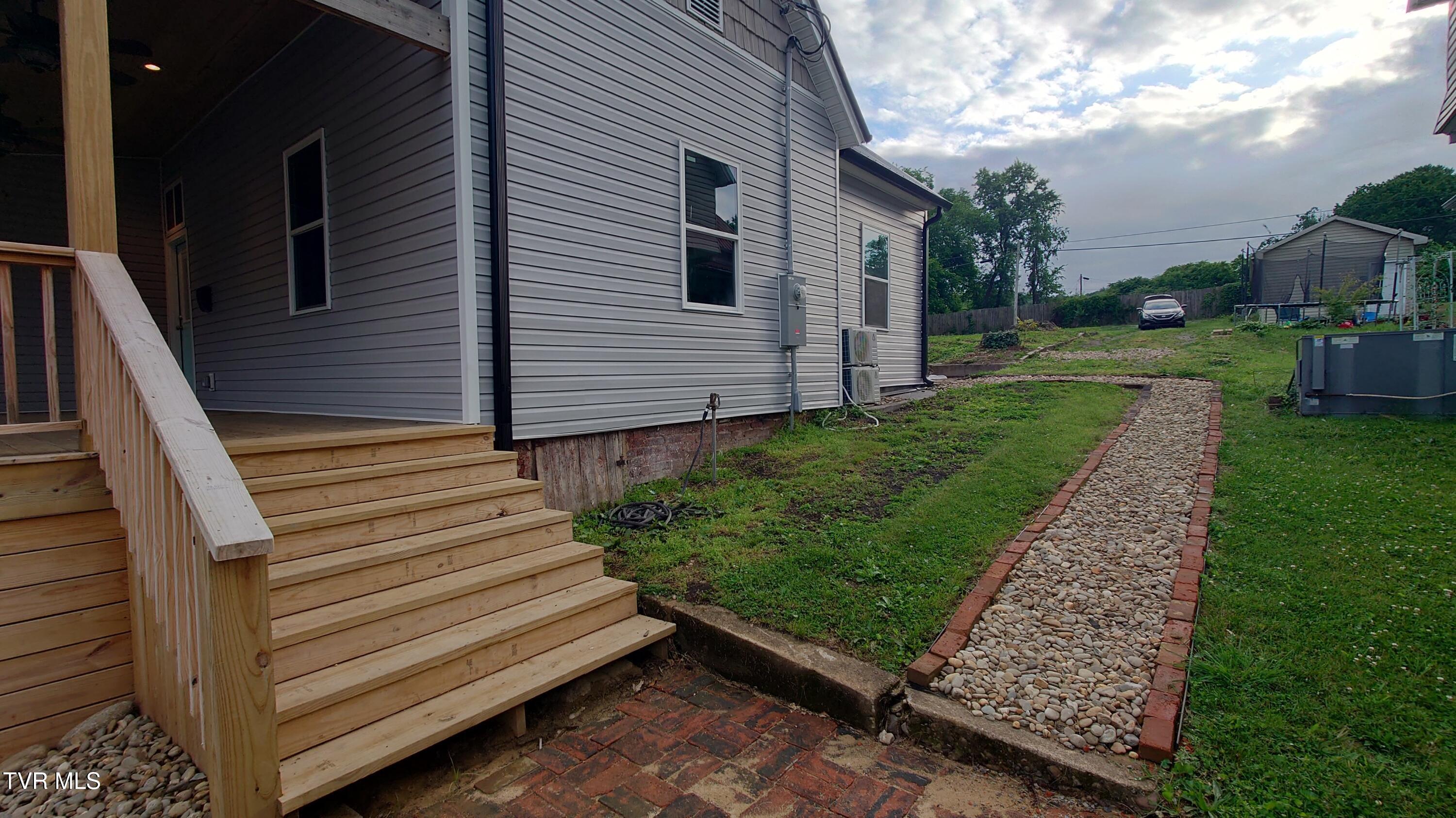 616 6th Street, Bristol, Tennessee image 6