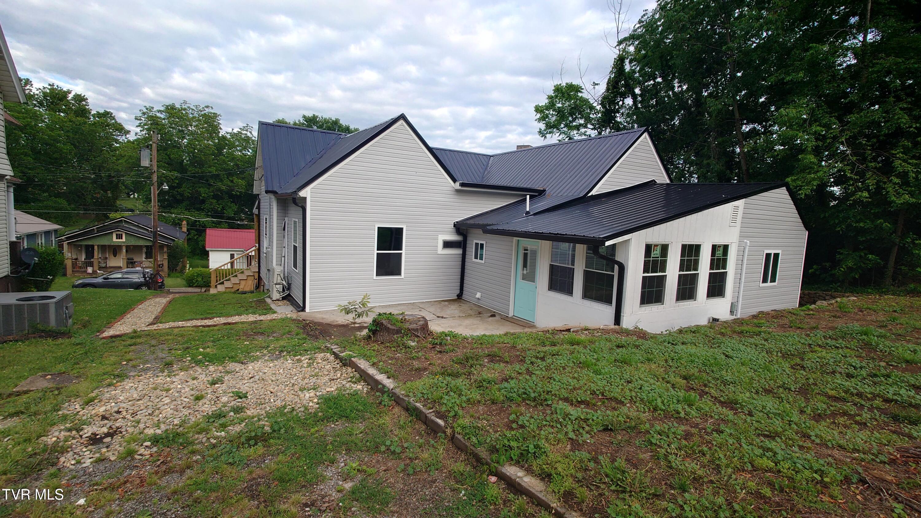 616 6th Street, Bristol, Tennessee image 3