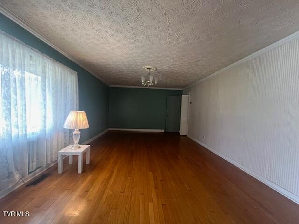 Photo of 1682 Randich Drive, Kingsport, TN 37660 (MLS # 9992380)