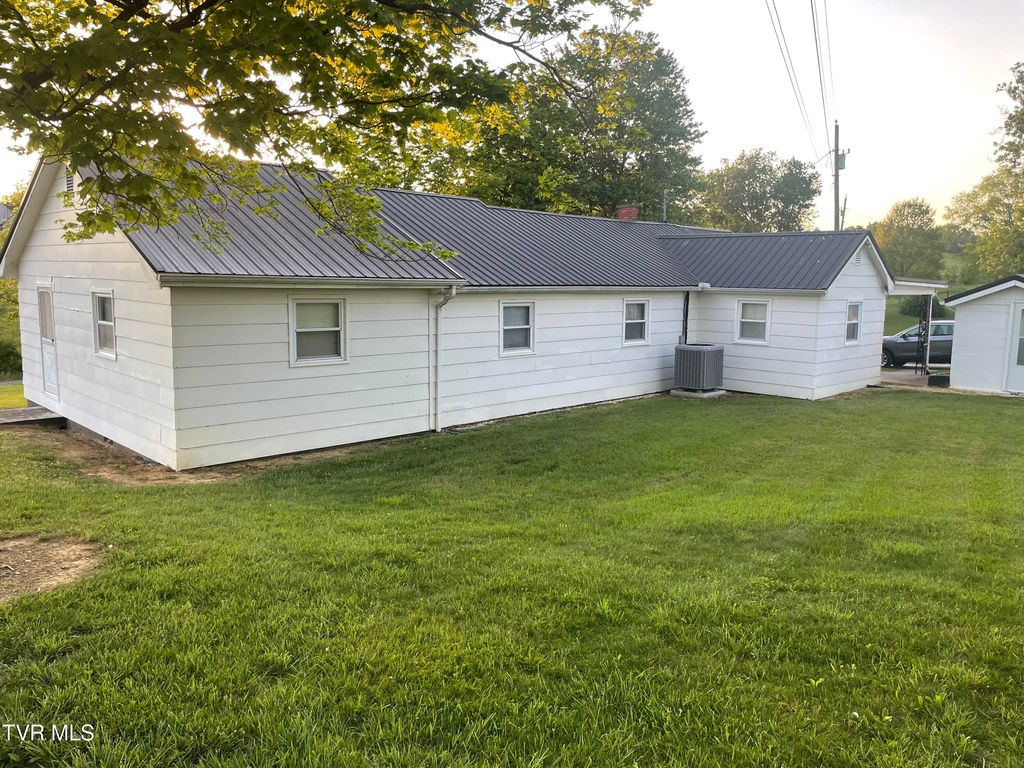 Photo of 295 Long Road, Whitesburg, TN 37891 (MLS # 9994602)