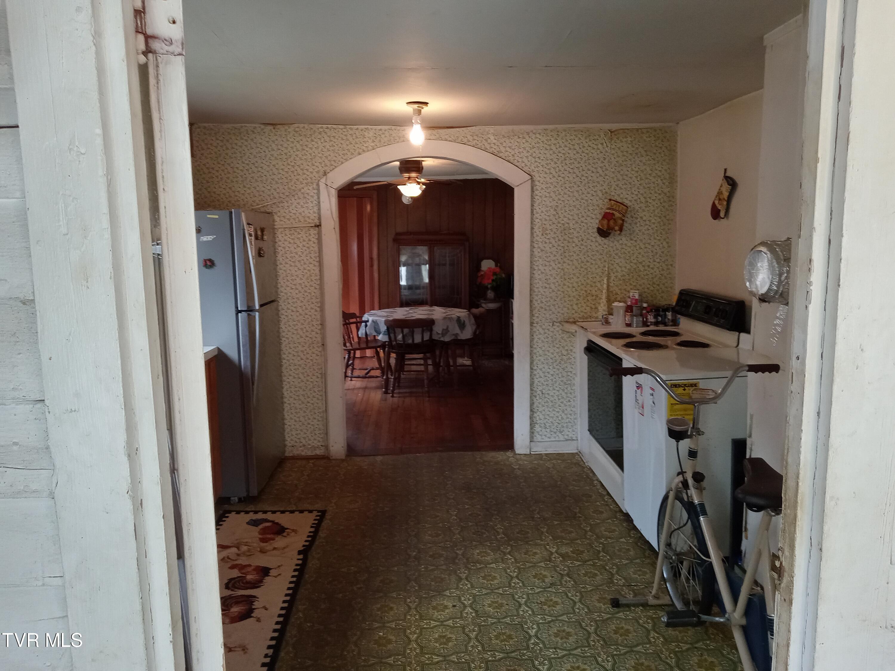 6322 Whitetop Road, Troutdale, Virginia image 39