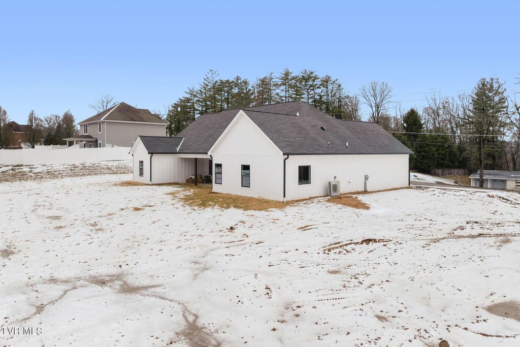 Photo of 5419 Orebank Road, Kingsport, TN 37664 (MLS # 9990917)