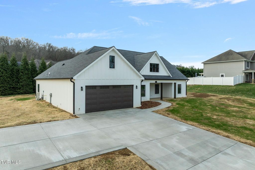 Photo of 5419 Orebank Road, Kingsport, TN 37664 (MLS # 9990917)