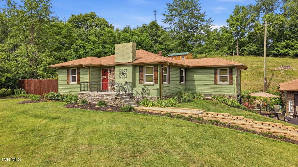 Photo of 235 Wallace Pike, Bristol, VA 24202 (MLS # 9996742)