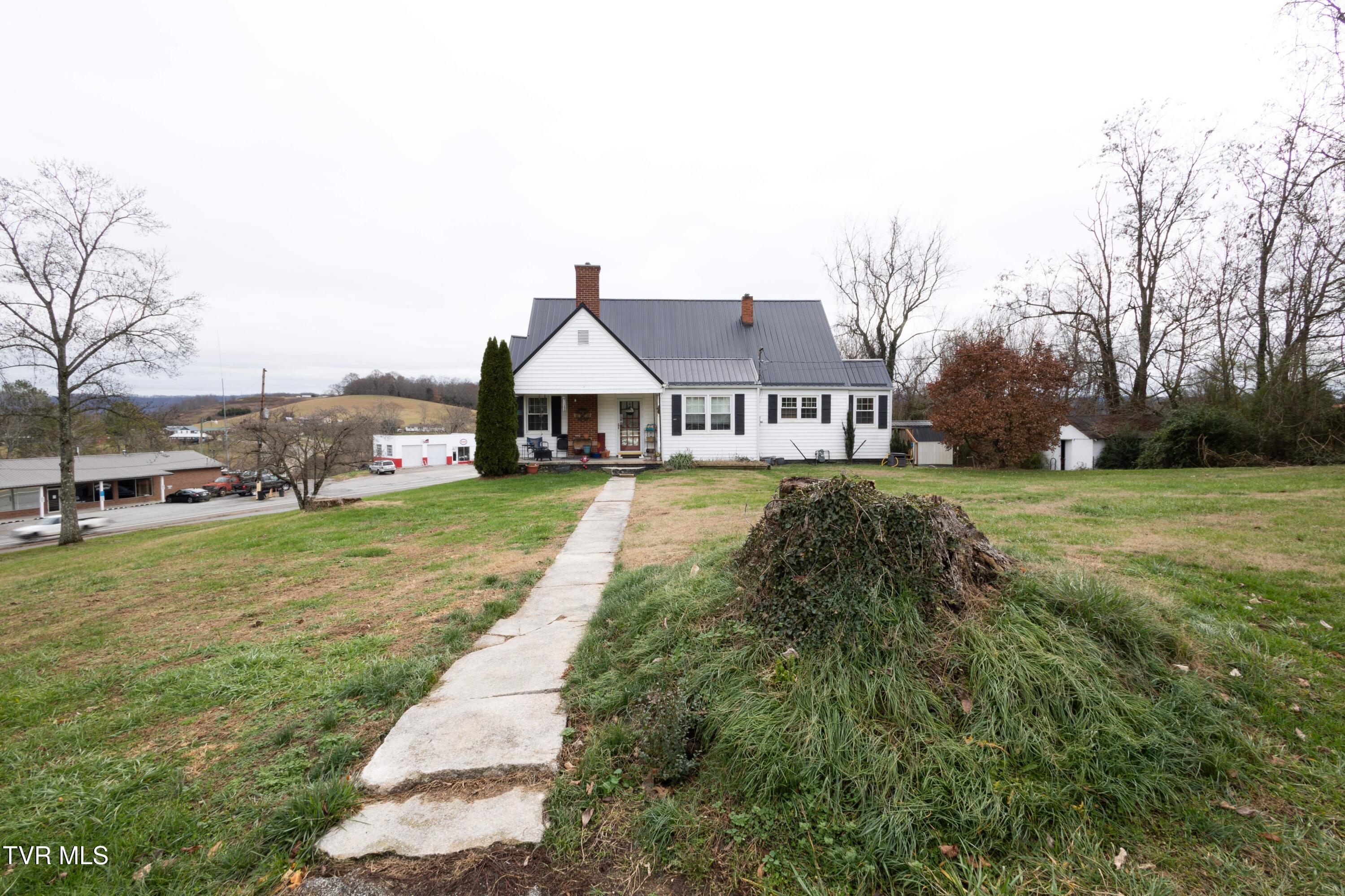 111 Old Stage Road, Surgoinsville, Tennessee image 1
