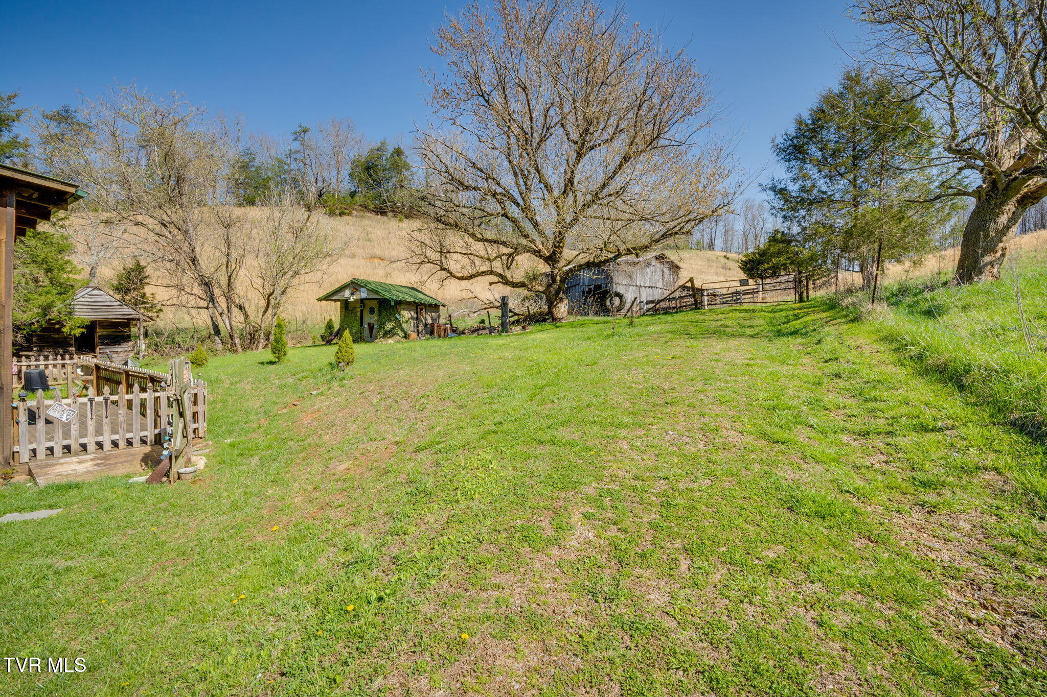 205 Helton Hollow Road, Eidson, Tennessee image 8