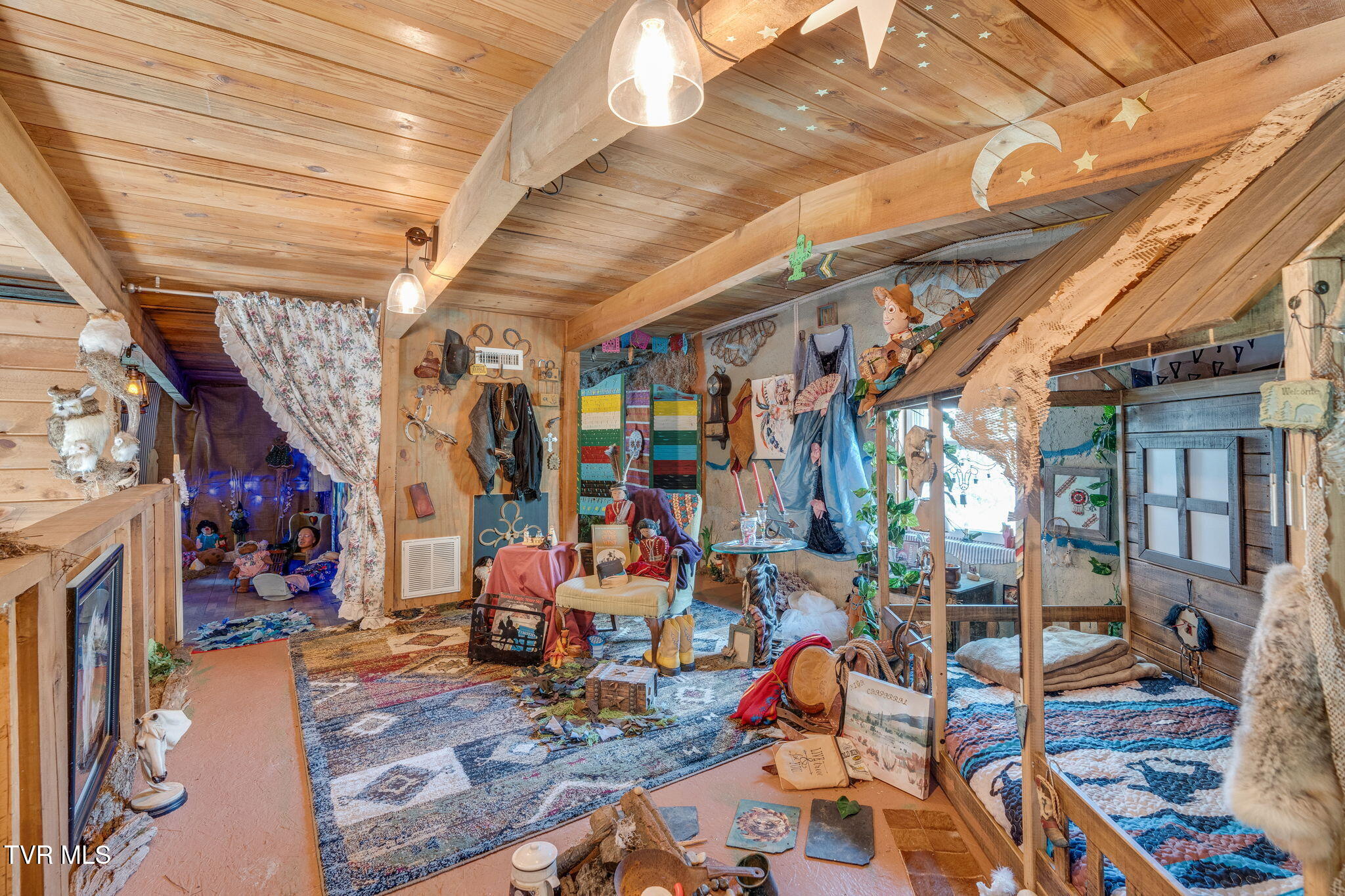 205 Helton Hollow Road, Eidson, Tennessee image 24