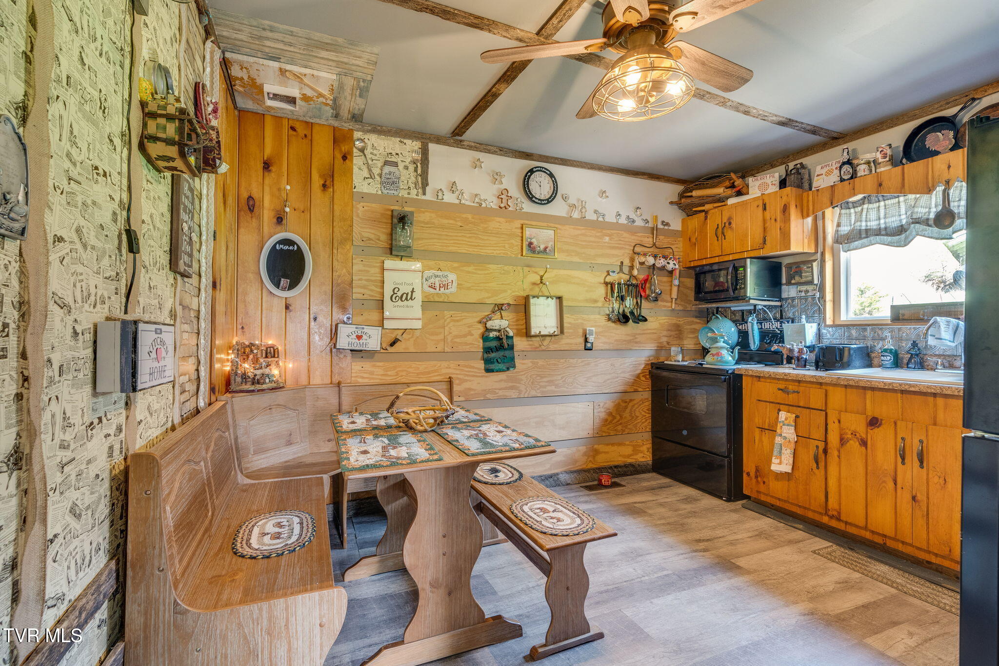 205 Helton Hollow Road, Eidson, Tennessee image 17