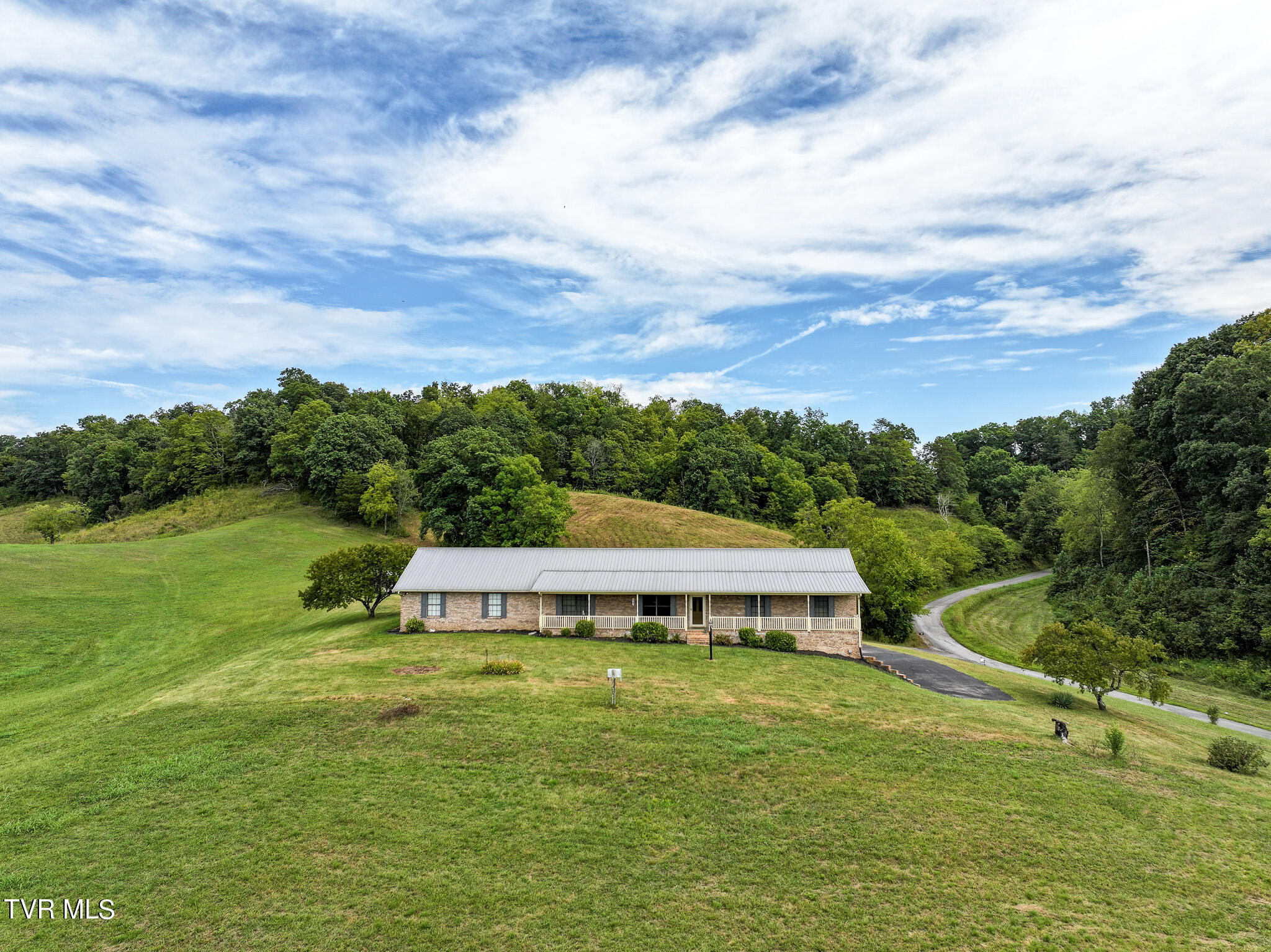 887 Berry Road, Bulls Gap, Tennessee image 4