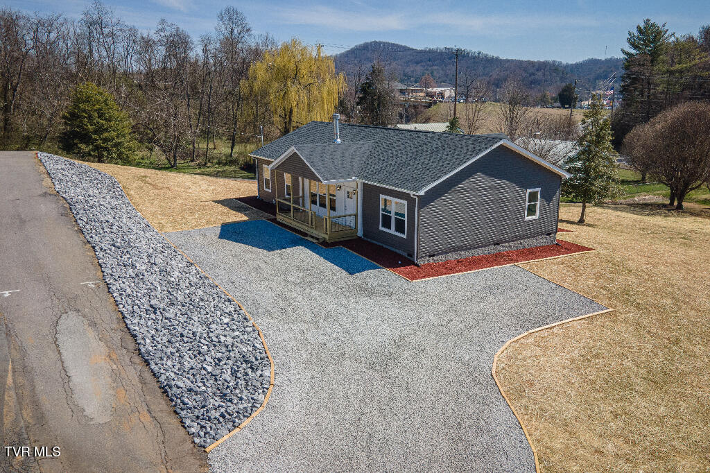 210 Klepper Lane, Rogersville, Tennessee image 1