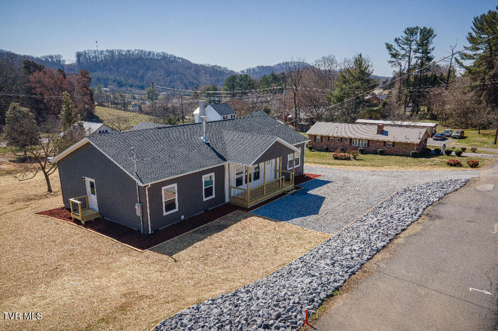 210 Klepper Lane, Rogersville, Tennessee image 6