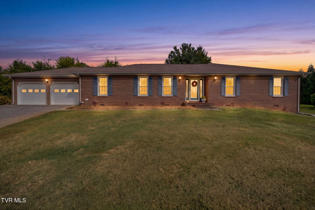 Photo of 4 Royal Court, Johnson City, TN 37604 (MLS # 10001579)