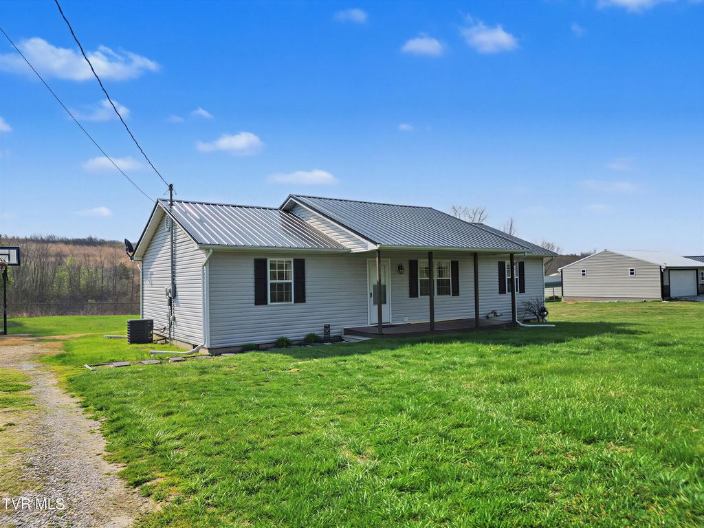 Photo of 1630 Whitehouse Road, Greeneville, TN 37745 (MLS # 9992940)