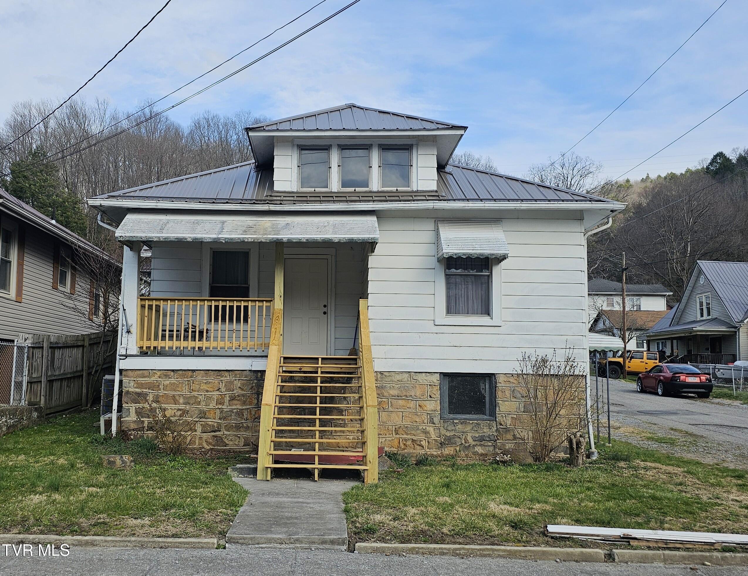311 Spruce Street, Appalachia, Virginia image 2