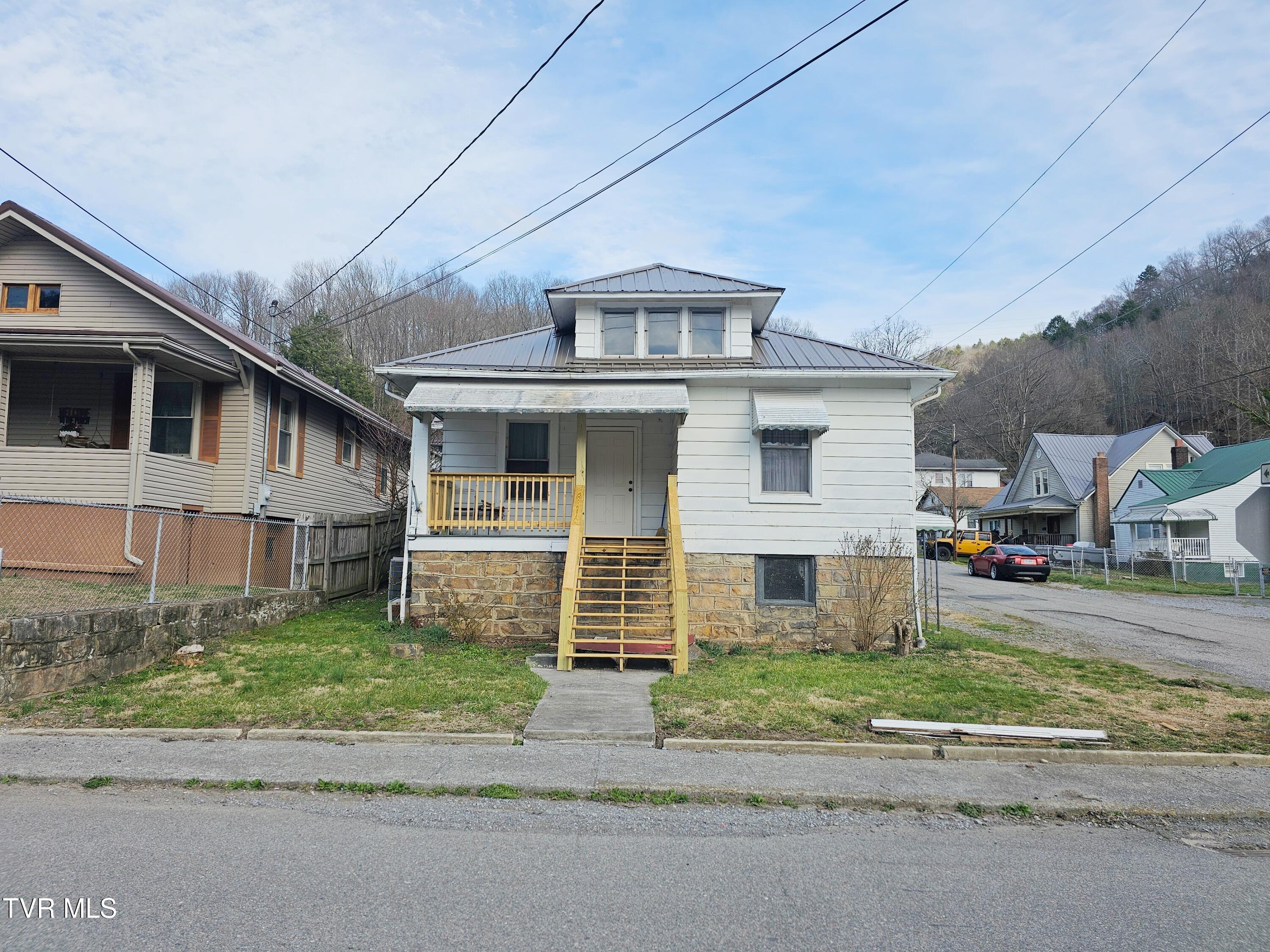 311 Spruce Street, Appalachia, Virginia image 1