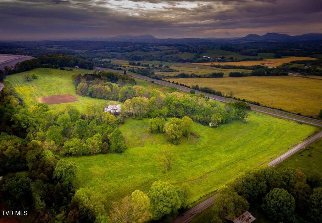 Photo of Tbd Andrew Johnson Highway, New Market, TN 37820 (MLS # 9990567)