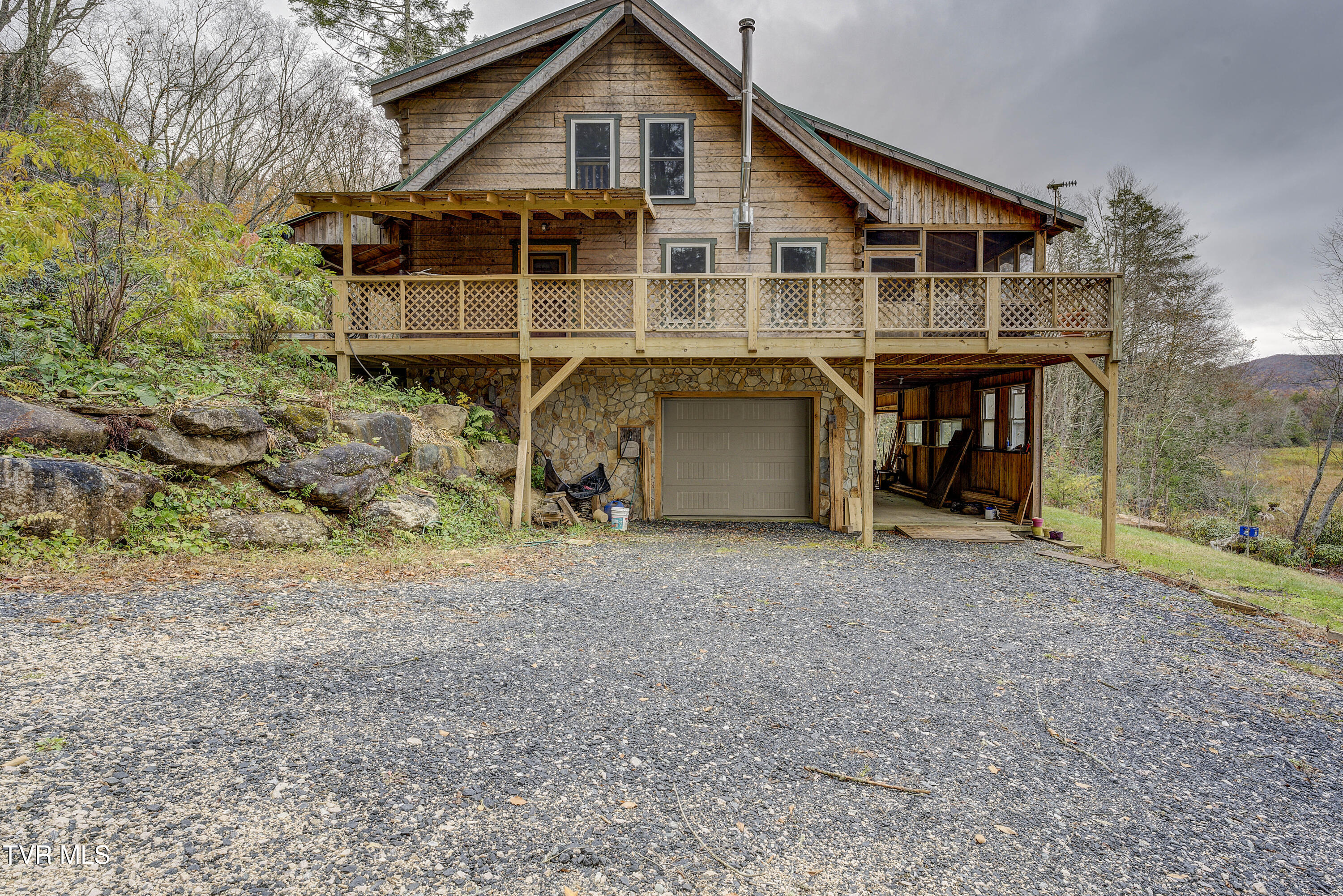 368 Ripshin Lake Road, Roan Mountain, Tennessee image 11