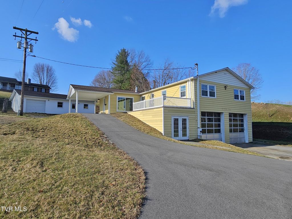 Photo of 5723 Eagle Avenue, Wise, VA 24293 (MLS # 9992439)