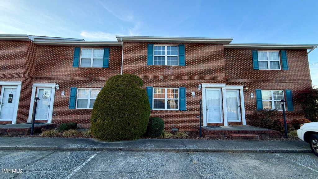 Photo of 23 Lexington Court #23, Johnson City, TN 37615 (MLS # 9989598)