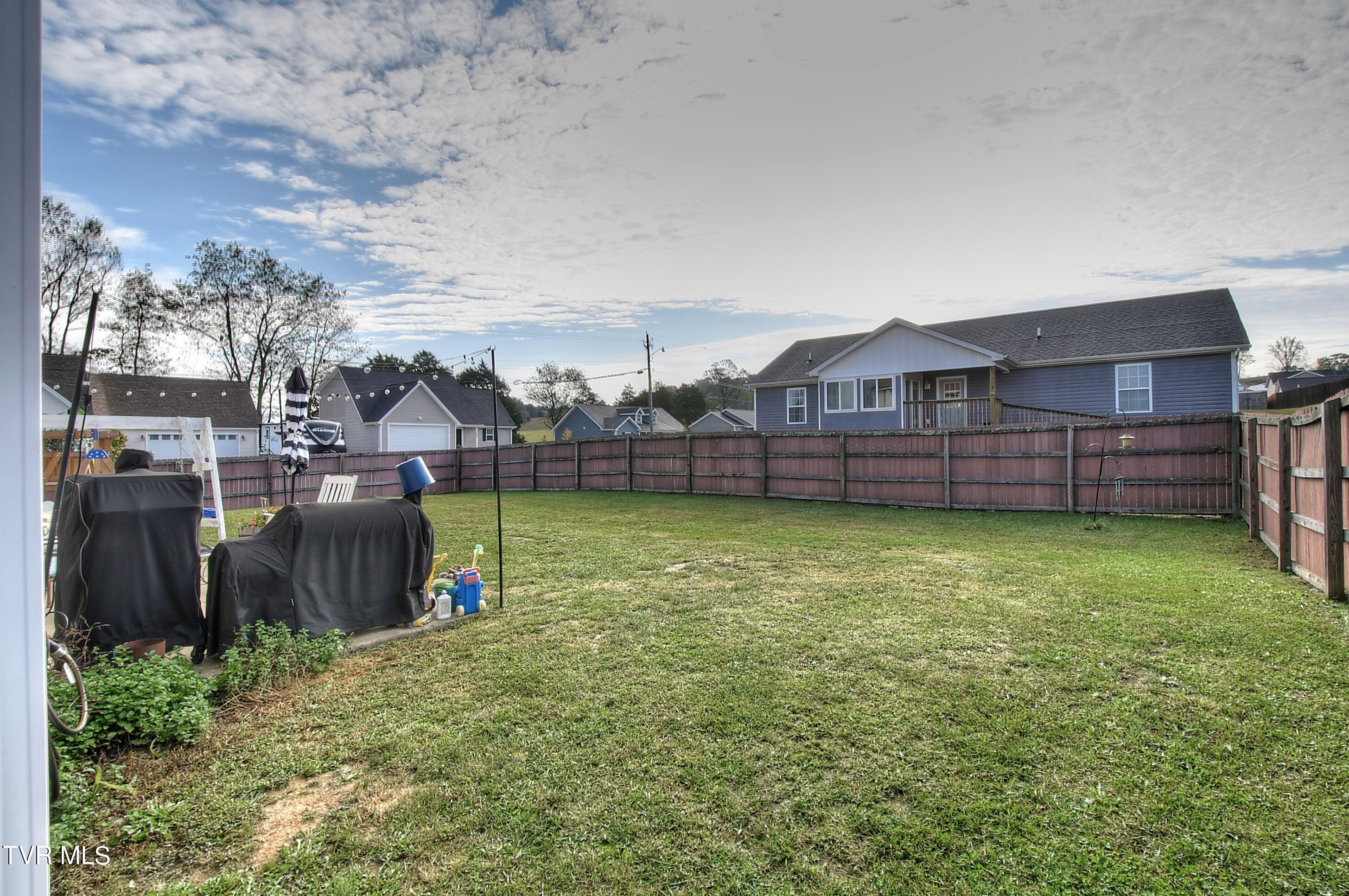 101 Violet Lane, Bluff City, Tennessee image 29