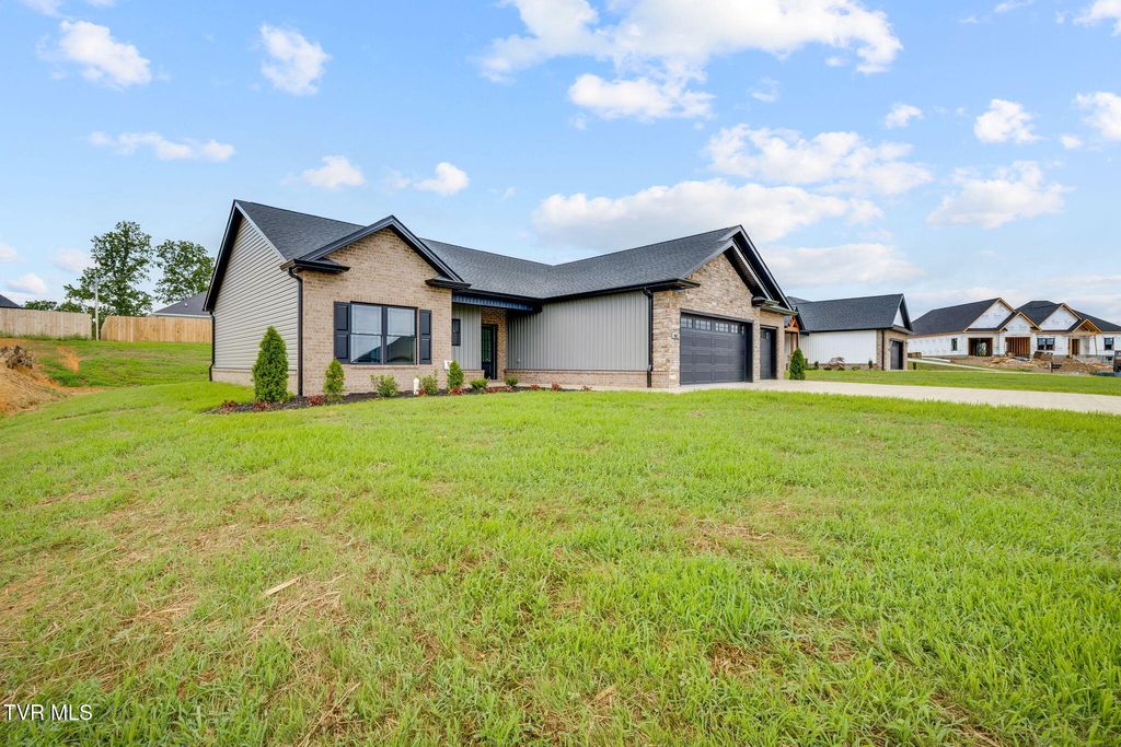 Photo of 962 Cabot Cove, Jonesborough, TN 37659 (MLS # 9998145)