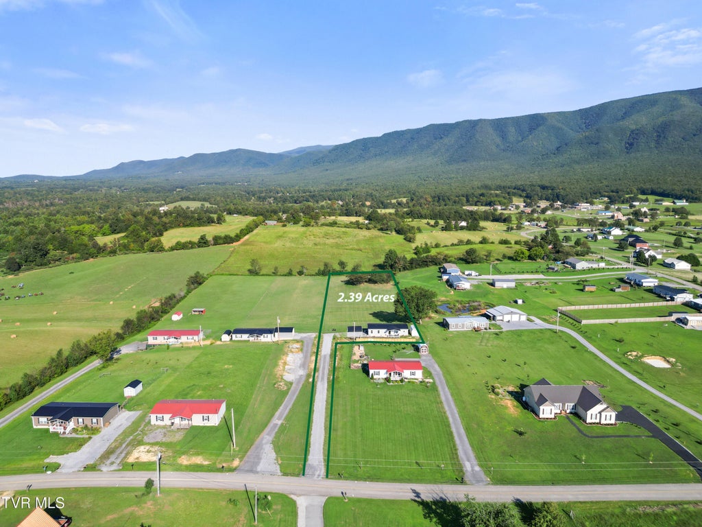 Photo of 3505 Sunnydale Road, Greeneville, TN 37743 (MLS # 10000837)