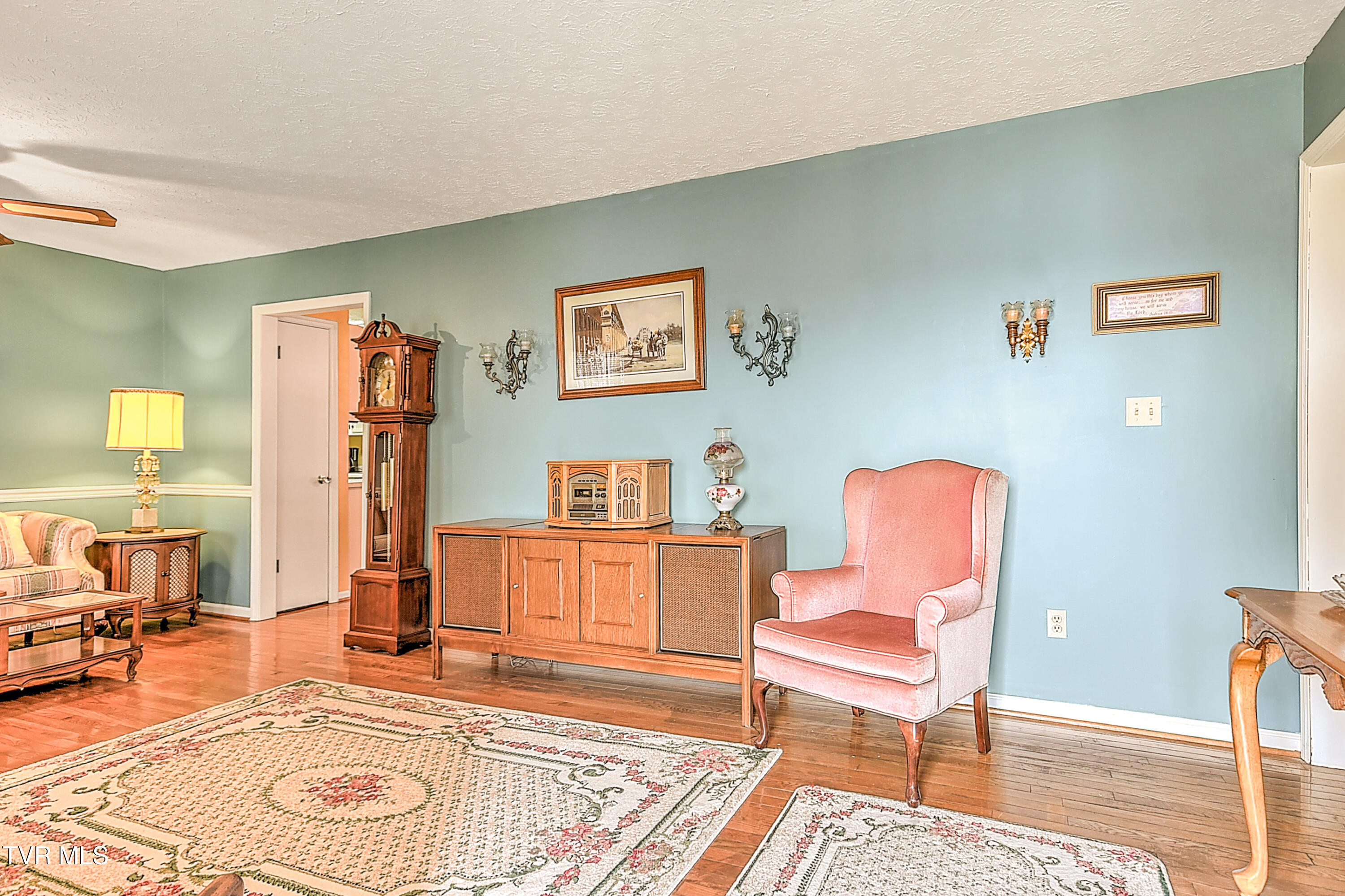 155 Flintlock Circle, Bristol, Virginia image 4