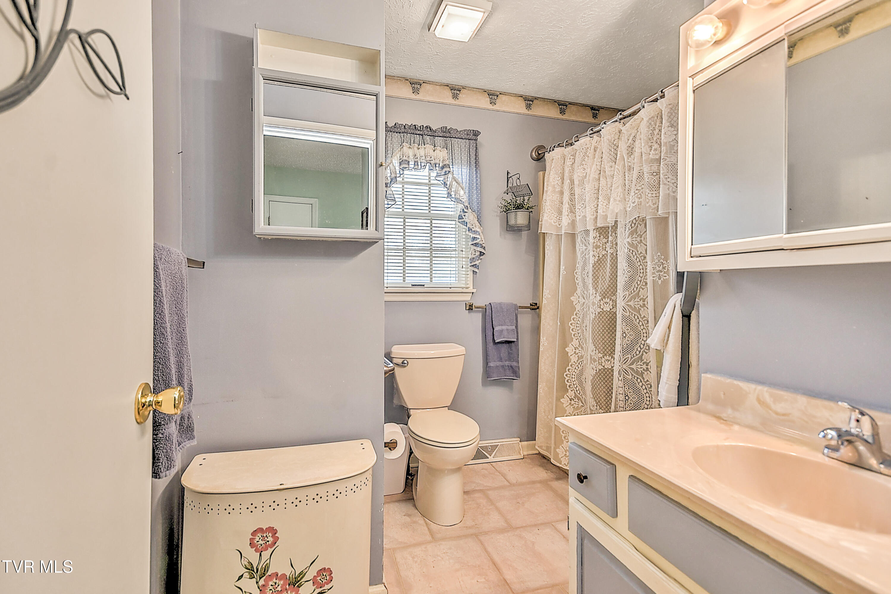 155 Flintlock Circle, Bristol, Virginia image 28