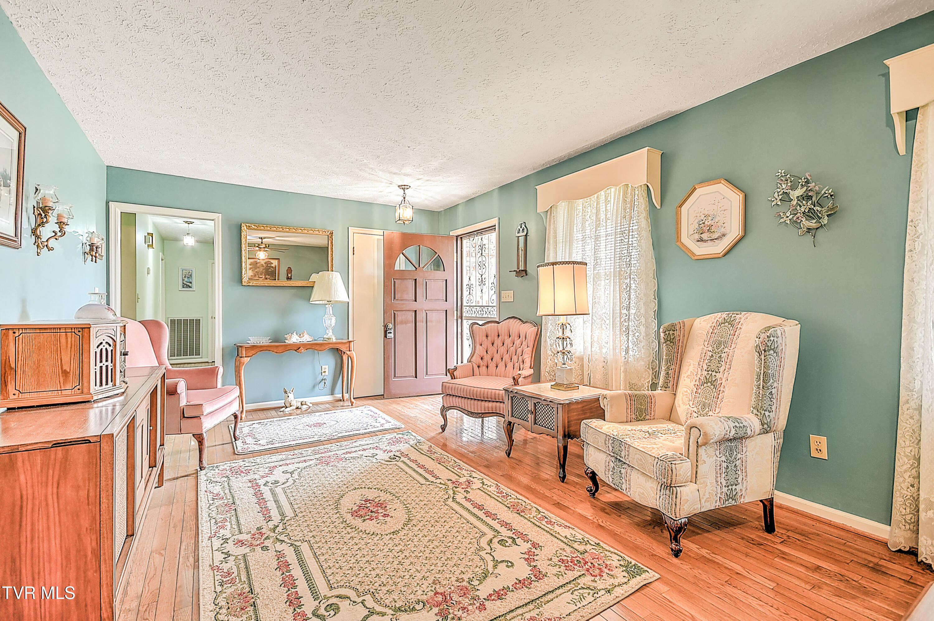 155 Flintlock Circle, Bristol, Virginia image 6