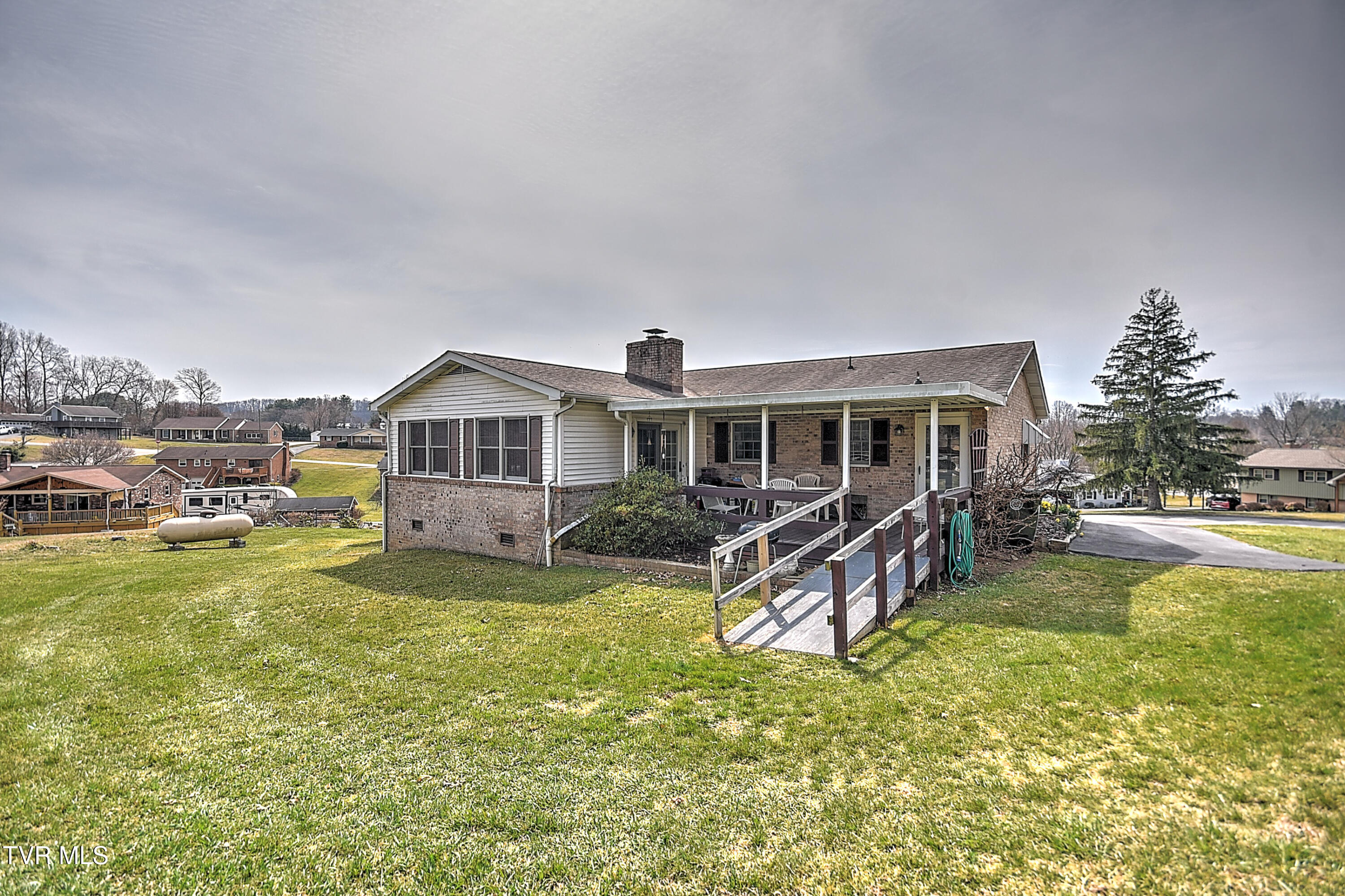 155 Flintlock Circle, Bristol, Virginia image 34