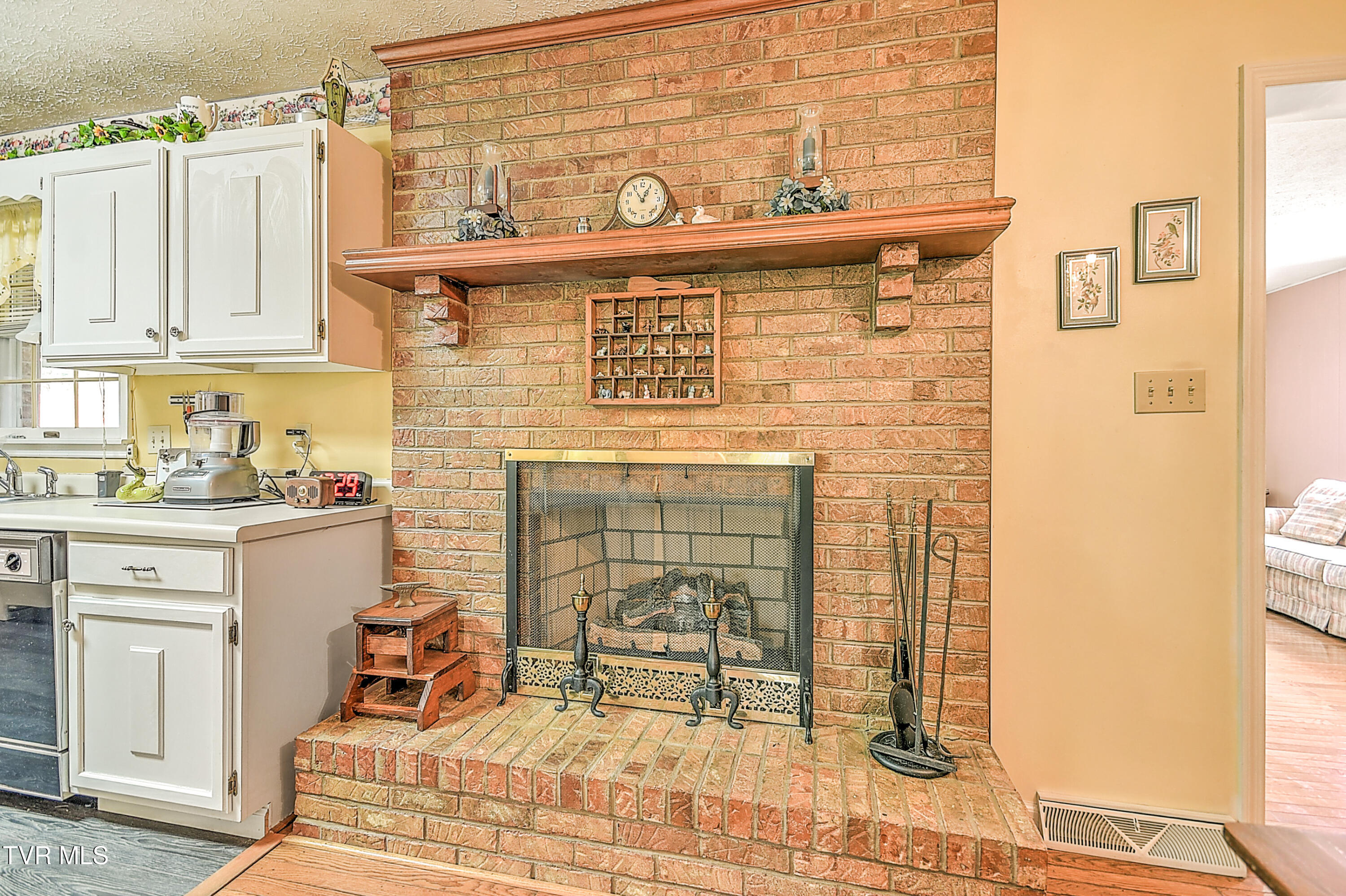 155 Flintlock Circle, Bristol, Virginia image 11