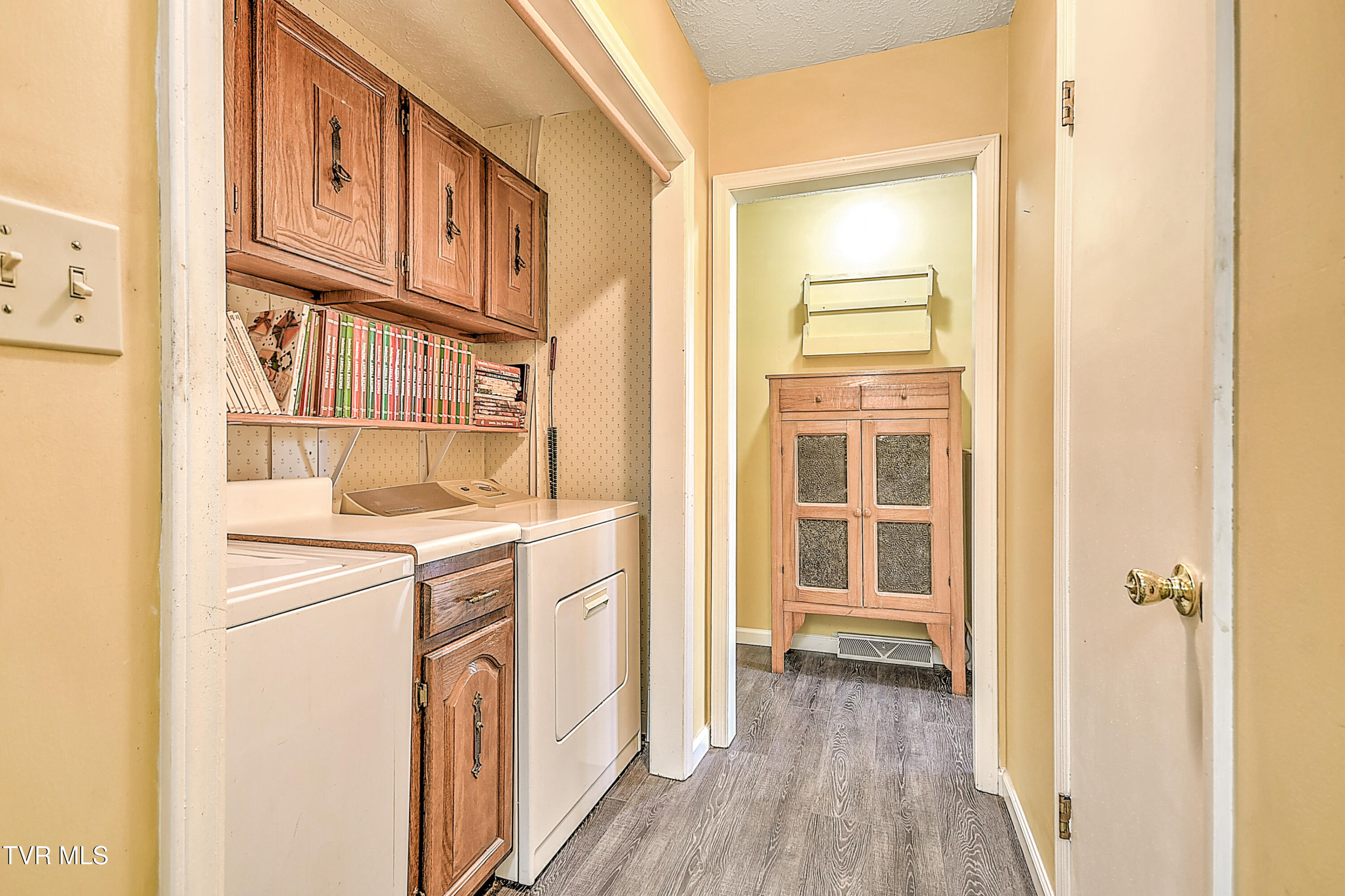 155 Flintlock Circle, Bristol, Virginia image 16
