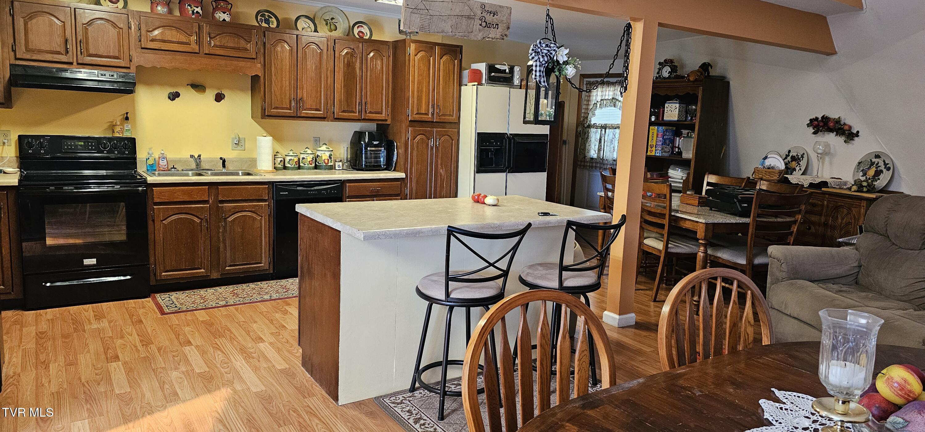 141 Clyde Ellis Drive, Pennington Gap, Virginia image 6