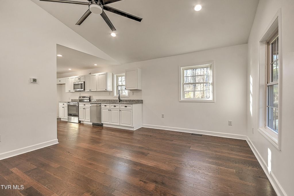 Photo of 143 Daniel Lane, Elizabethton, TN 37643 (MLS # 9991773)