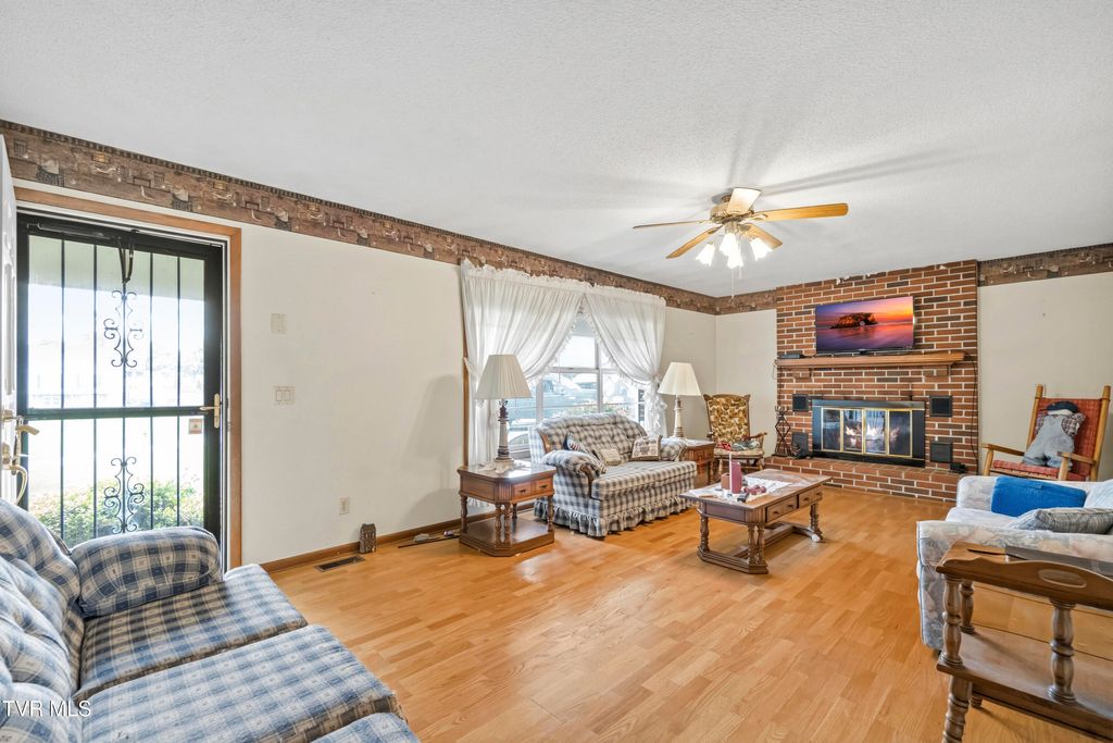 Photo of 414 Leesburg Road, Telford, TN 37690 (MLS # 9996897)