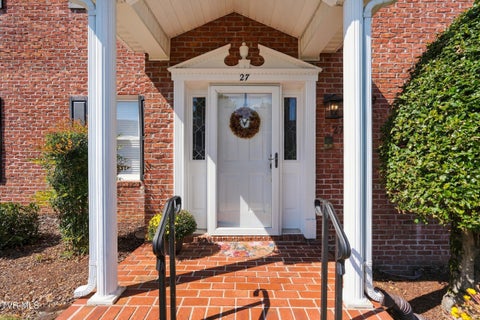 Townhouse For Sale - 2734 Oakland Ave #C27<br/> Johnson City, TN 37601