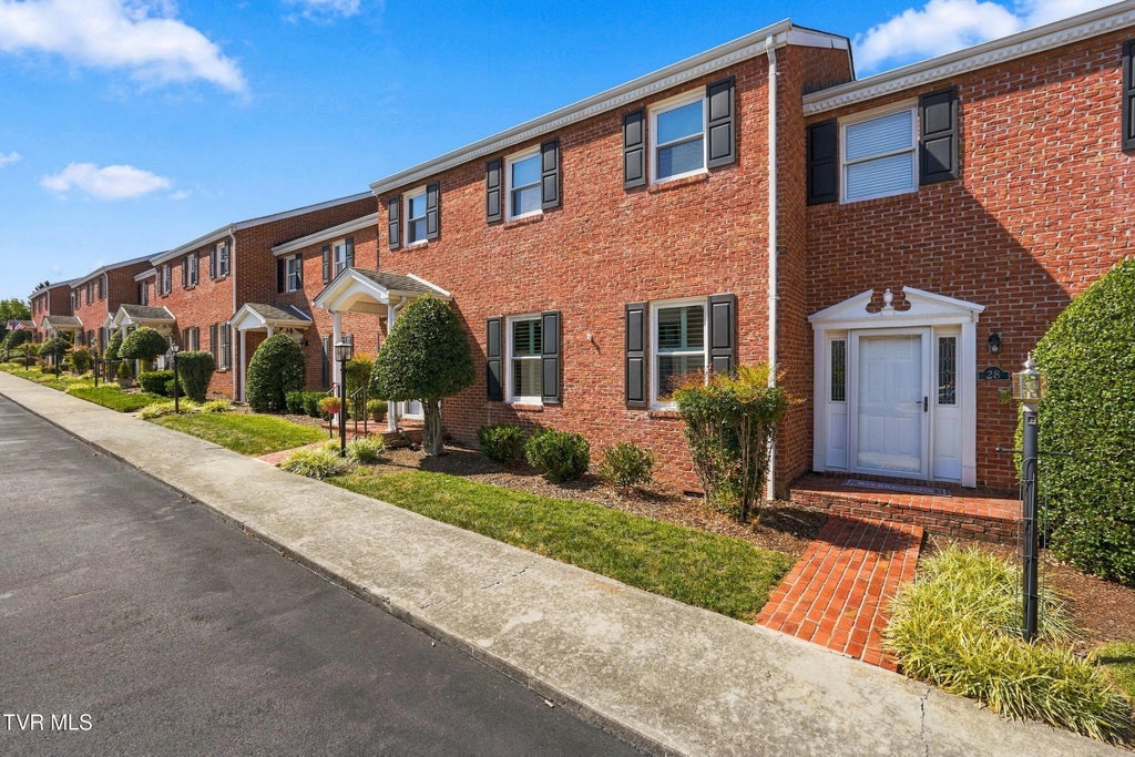 Photo of 2734 Oakland AVE #C27, Johnson City, TN 37601 (MLS # 10001683)