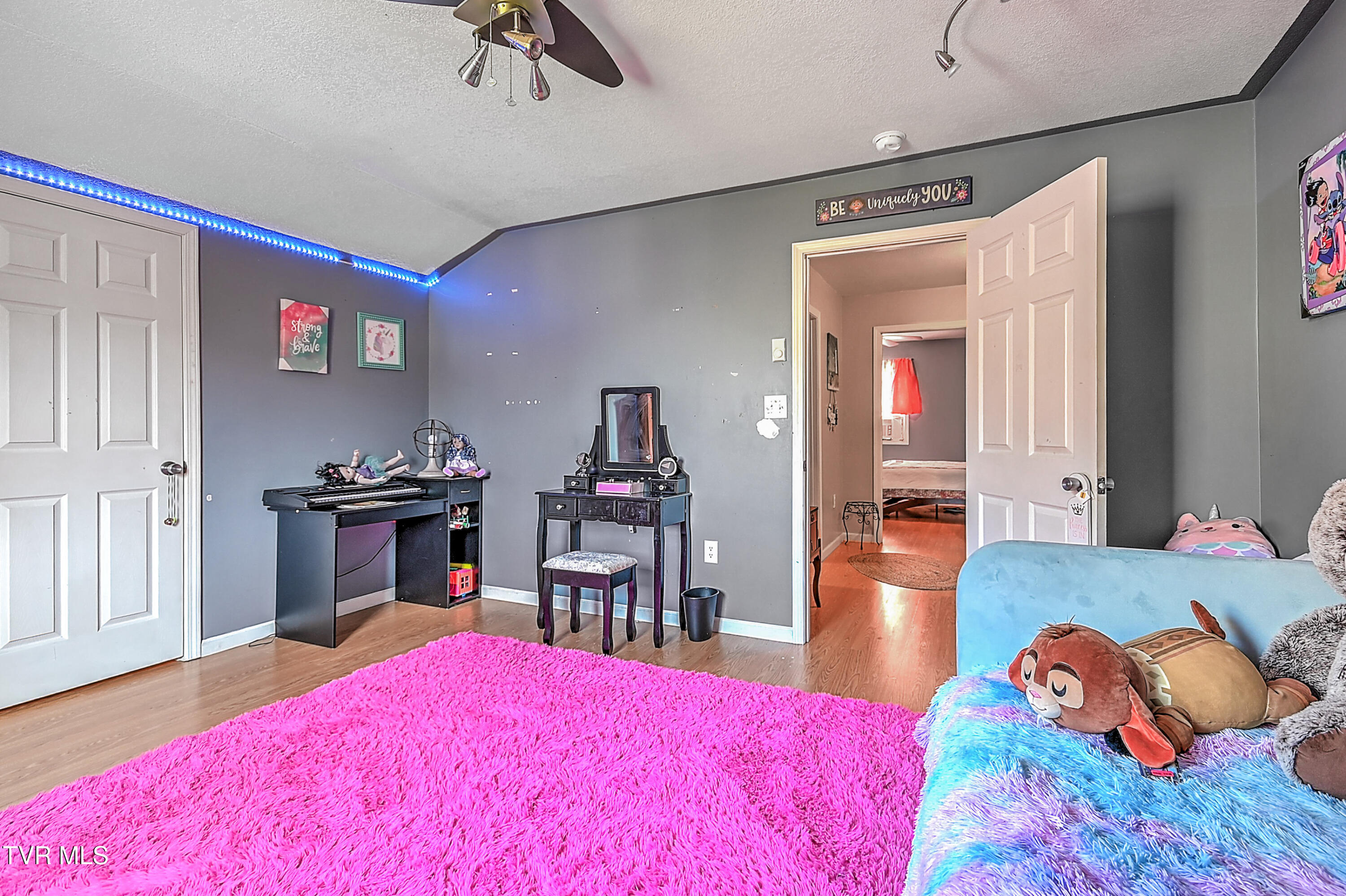 28375 Poor Valley Road, Saltville, Virginia image 34