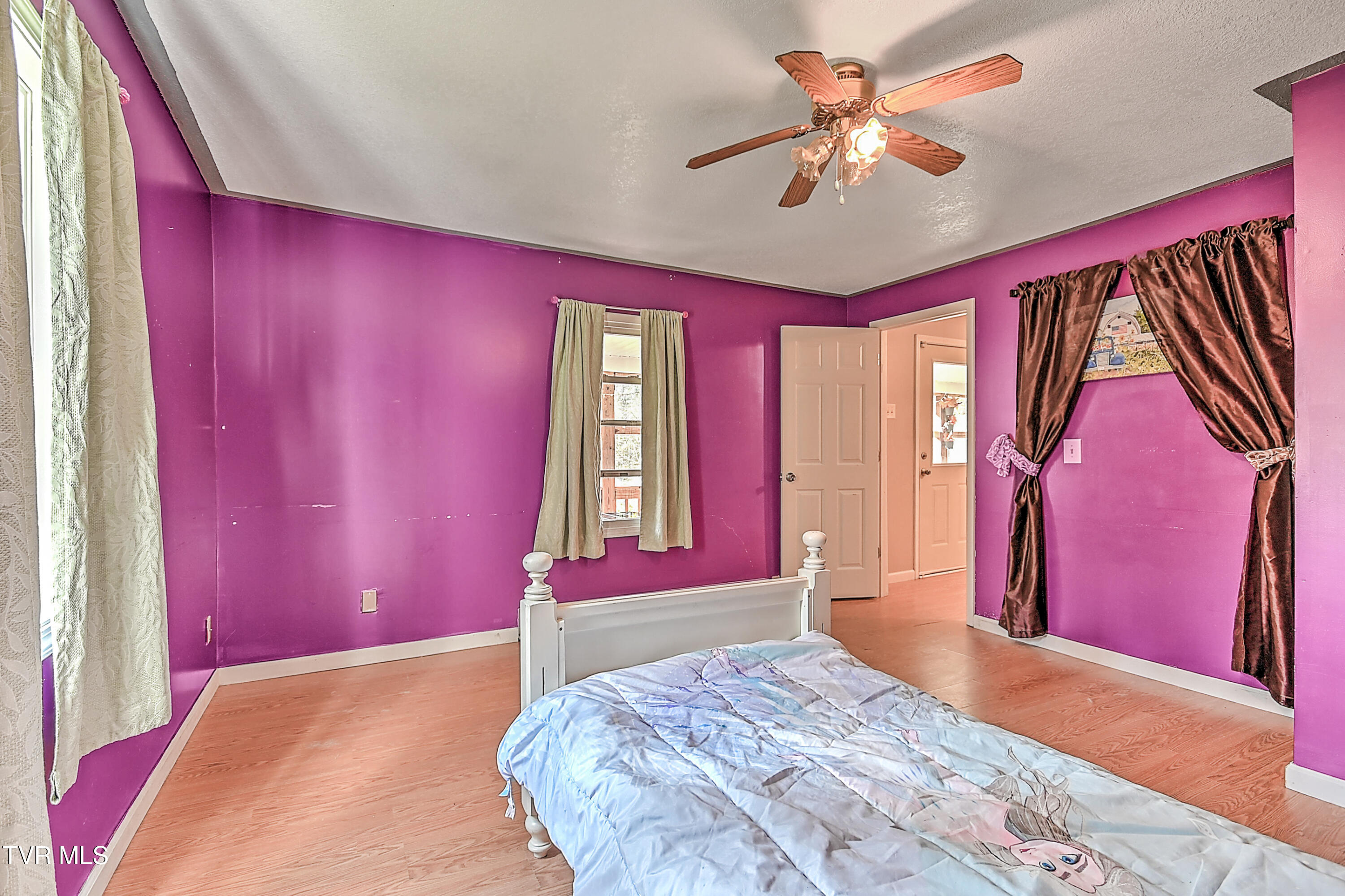28375 Poor Valley Road, Saltville, Virginia image 24