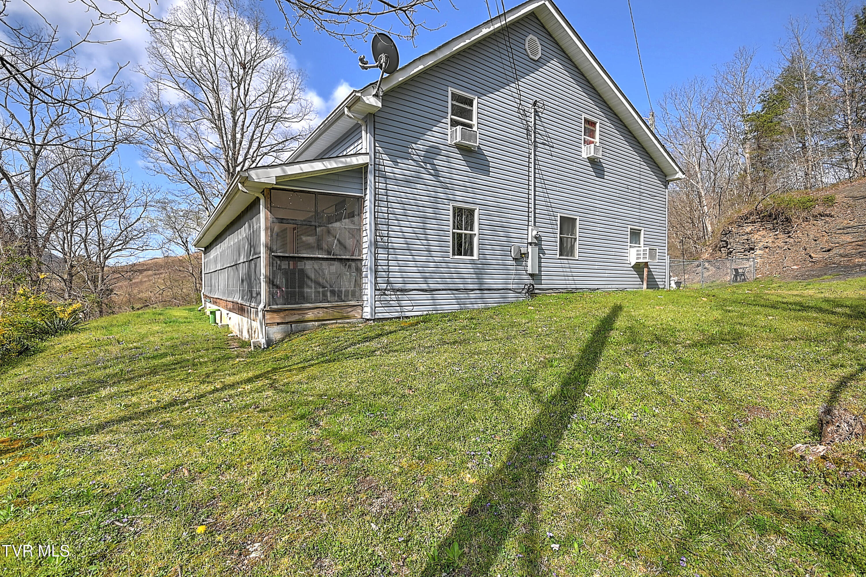 28375 Poor Valley Road, Saltville, Virginia image 44
