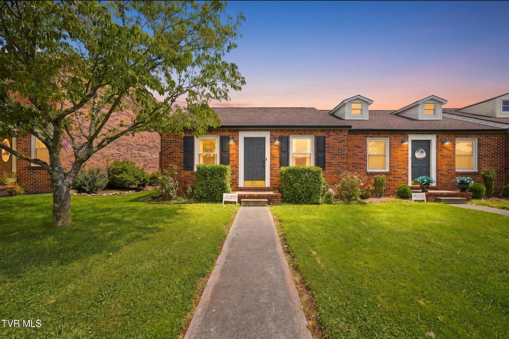 Photo of 109 Mayfield Drive #1, Elizabethton, TN 37643 (MLS # 9999421)