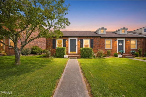 Photo of 109 Mayfield Drive #1, Elizabethton, TN 37643 (MLS # 9999421)