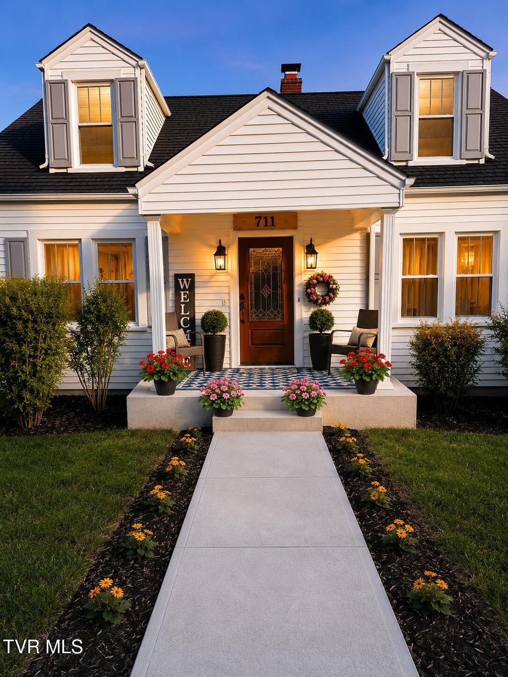 Photo of 711 Carson ST, Greeneville, TN 37743 (MLS # 9996074)