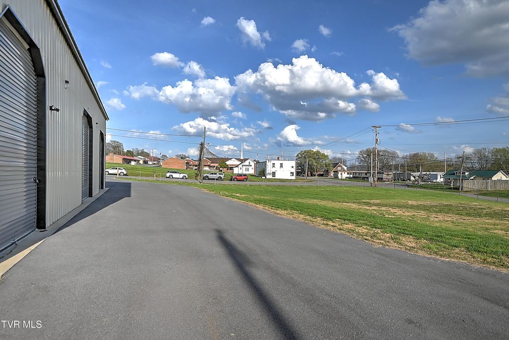 Photo of 108 Hickam Street, Kingsport, TN 37660 (MLS # 9993217)