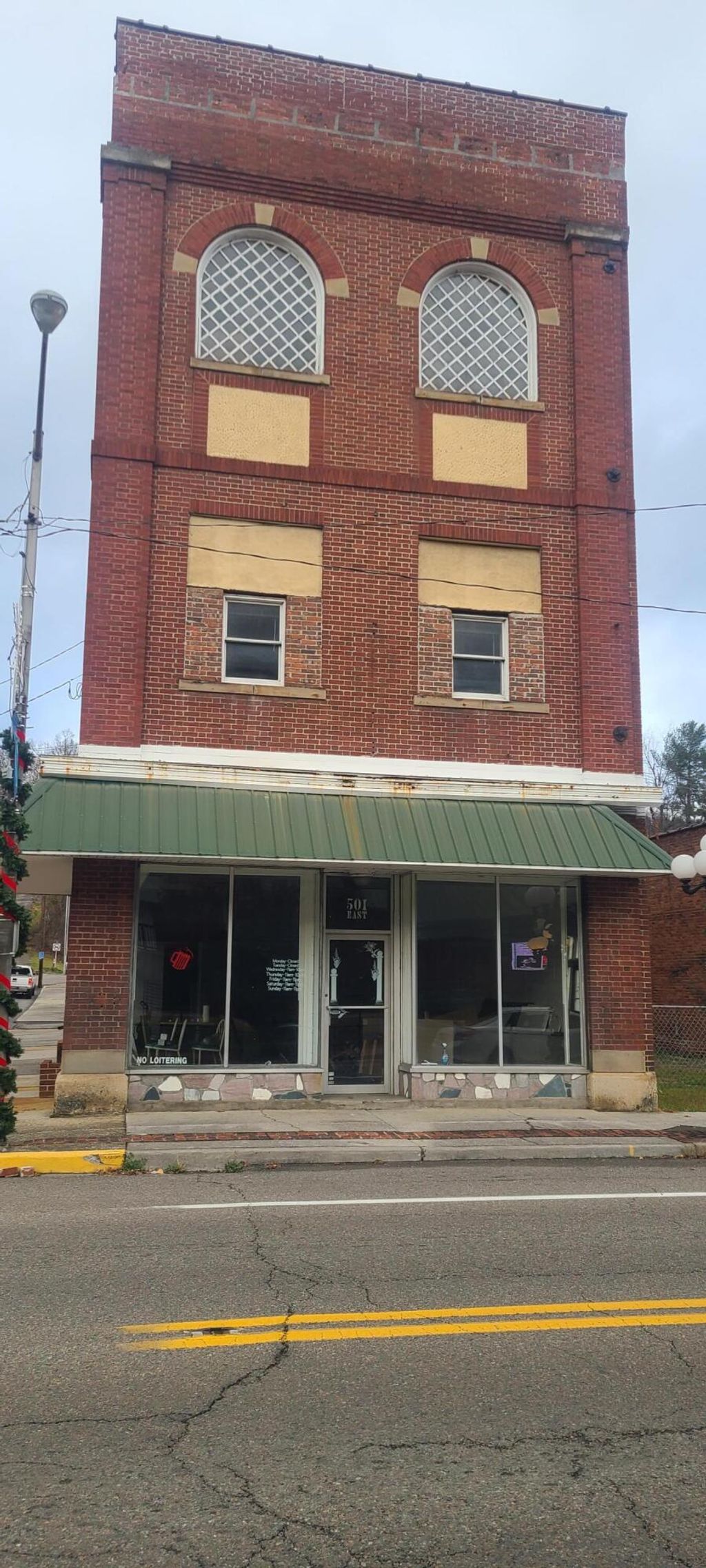 Photo of 501 Front Street, Coeburn, VA 24230 (MLS # 9957462)