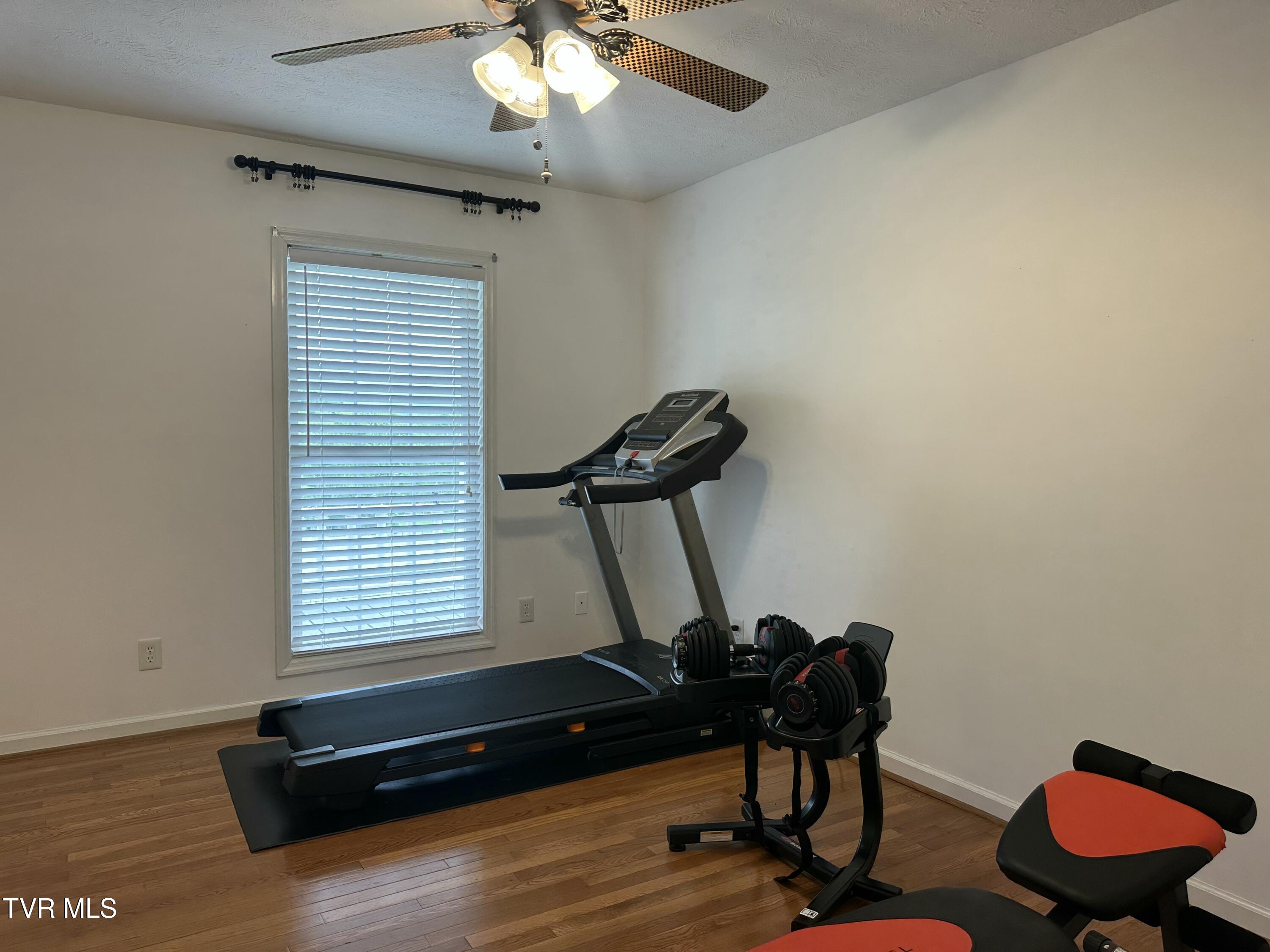 390 Springdale Drive, Bristol, Tennessee image 39